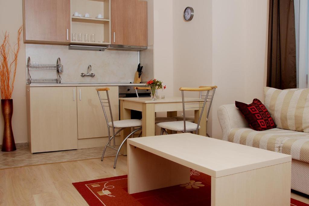 Saint Thomas Holiday Village Sozopol Ruang foto